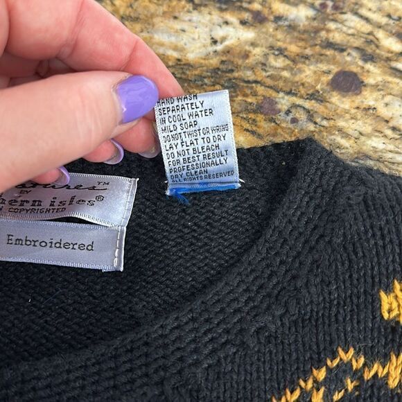 Signatures Northern Isles Vintage Embroidered By Hand Cardigan Sweater Size XL - Picture 6 of 9